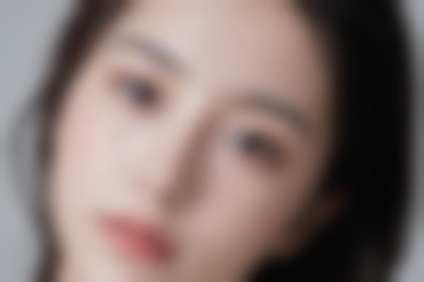 2、沙俊丽隆鼻立体精致